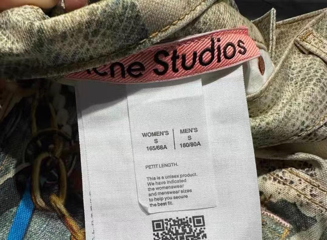 Acne Studios最アートデザイン デニムパンツ