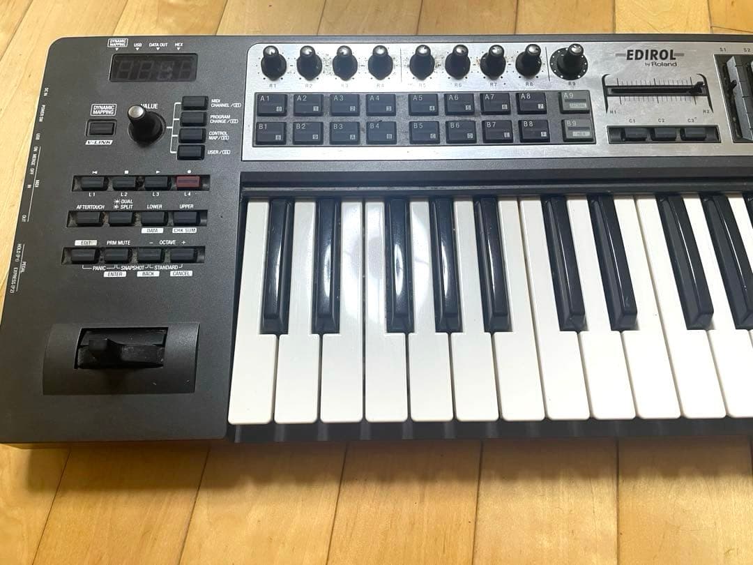 ROLAND MIDIキーボード PCR-800 61鍵