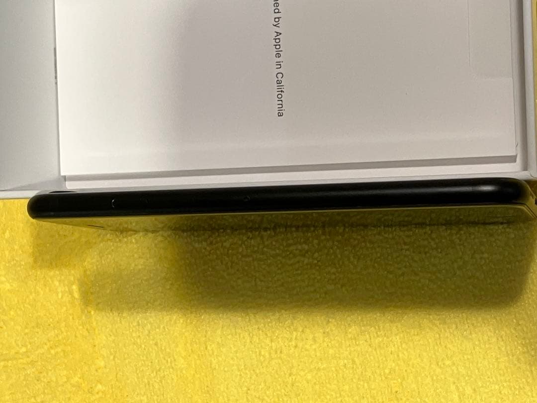 iPhone SE (第2世代) ブラック 箱付き