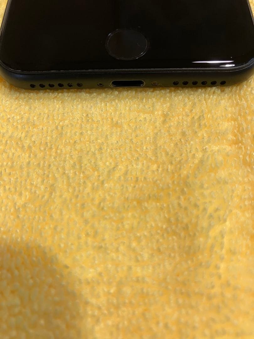 iPhone SE (第2世代) ブラック 箱付き