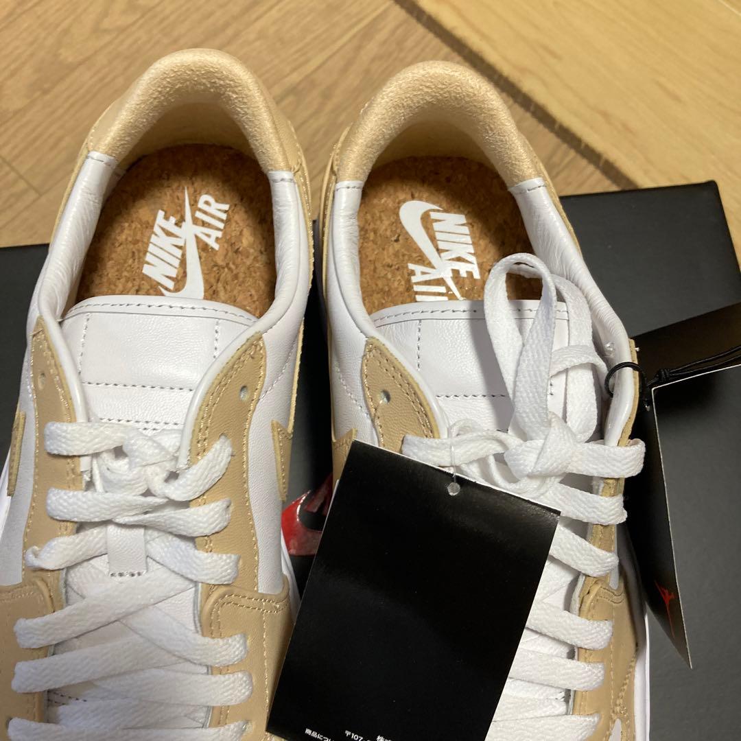 NIKE 28 エアジョーダン　ウィメンズ ベージュ 　エレベート　メル公園