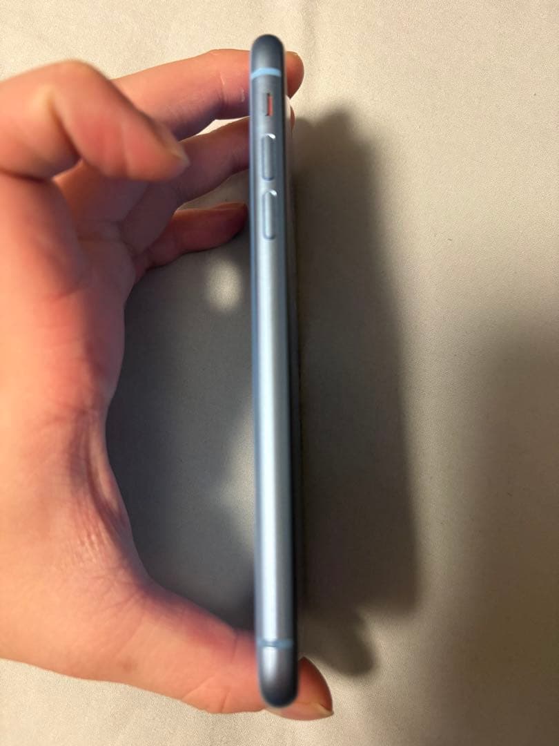 Apple iPhone XR 本体 ブルー