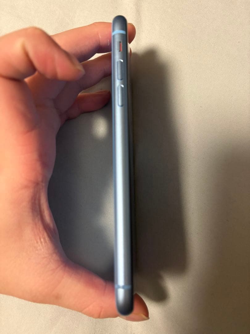 Apple iPhone XR 本体 ブルー