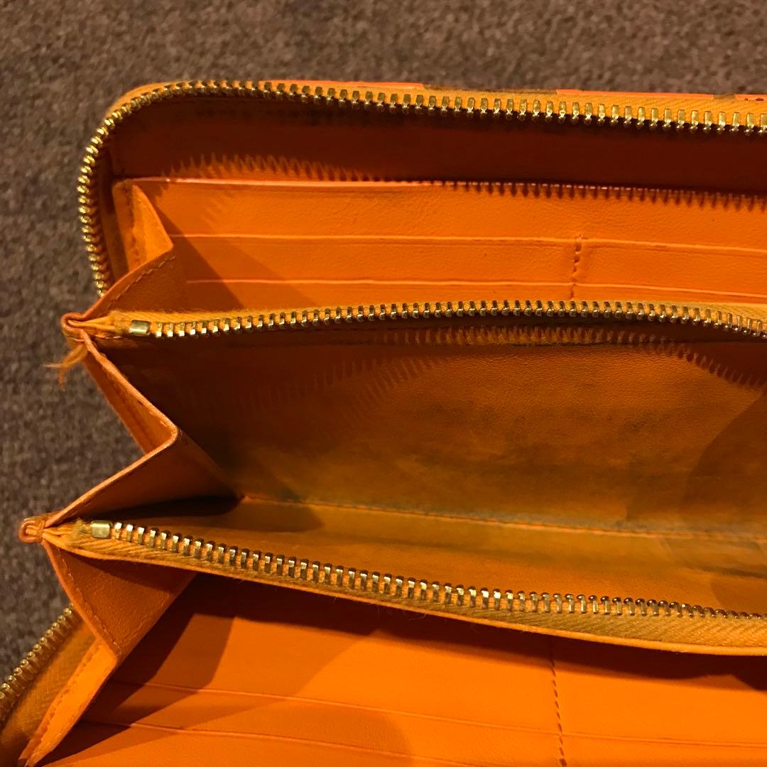 ボッテガヴェネタ　長財布　ラウンドファスナー