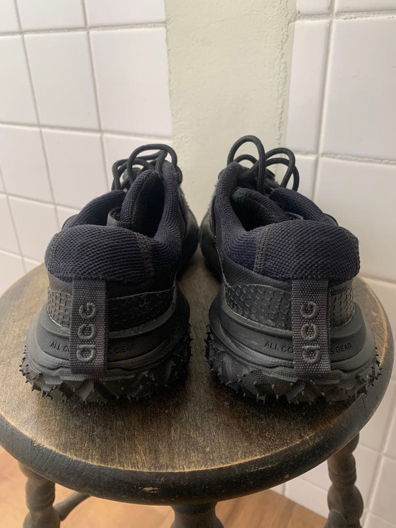 靴 NIKE ACG MOUNTAIN FLY 2 LOW TRIPLE