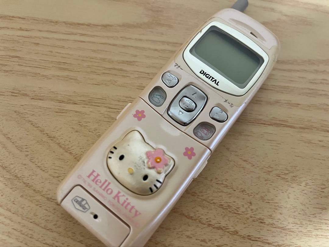 【レア】ハローキティ 携帯電話 ガラケー セルラー cellular 平成レトロ