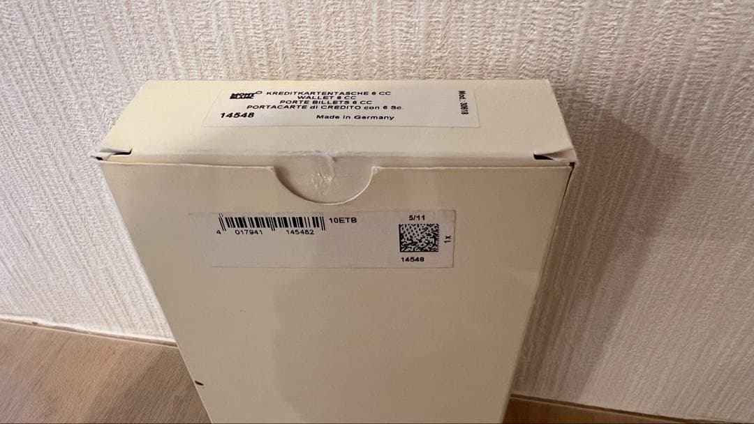 【未使用】Montblanc モンブラン 札入れ 二つ折り財布 ホワイトスター