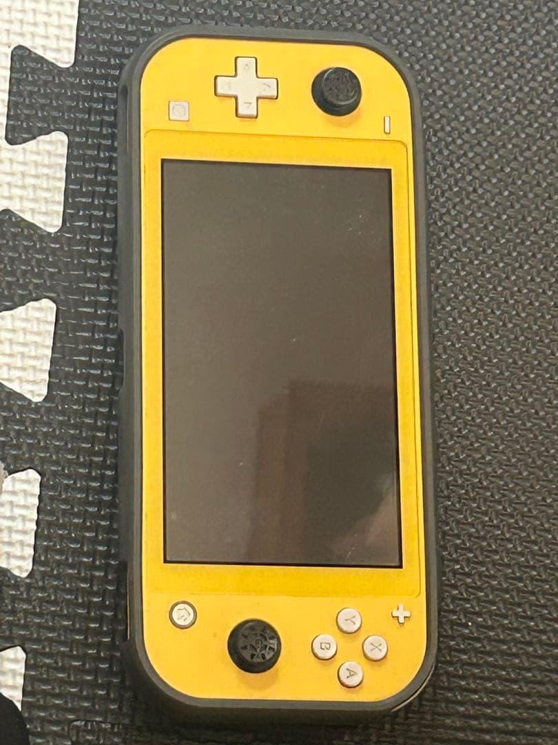 Nintendo Switch Lite イエロー 専用カバー付き