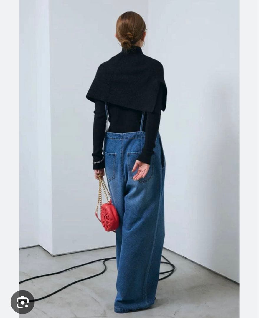 IAMALPHA ケープアンサンブルニット&フロントジップデザインサロペット