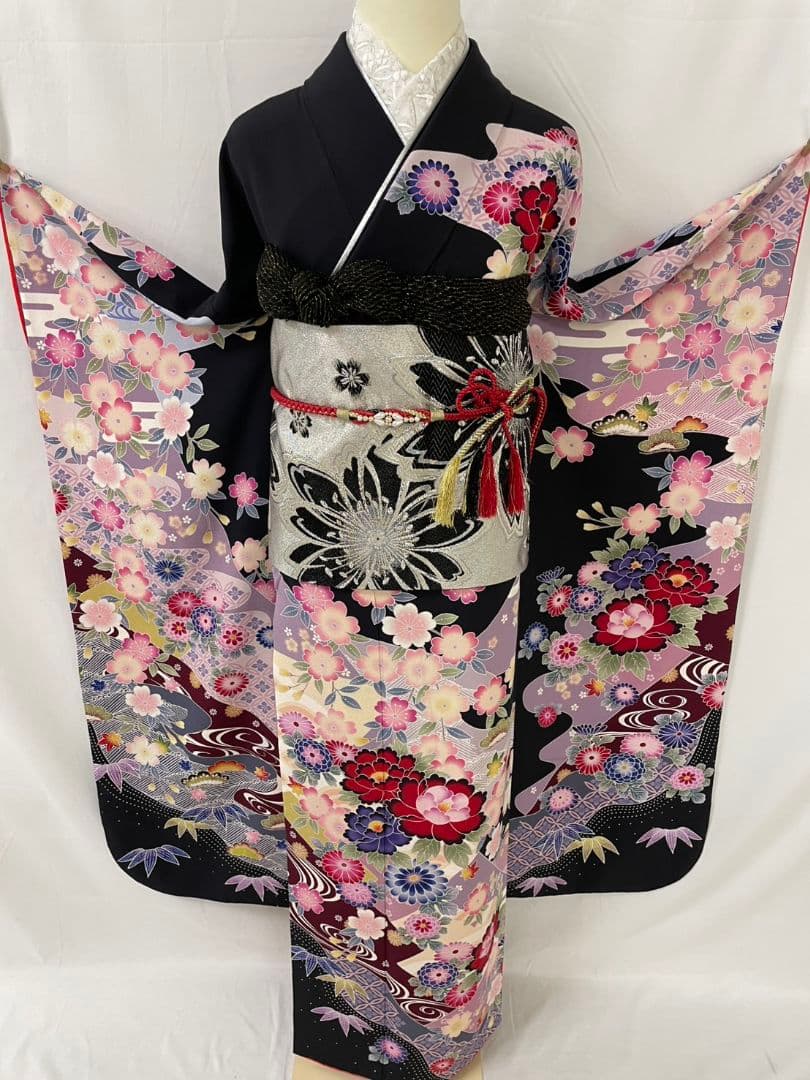 売約済み【WA-Modern】★★正絹　京紅型　黒地　振袖単品