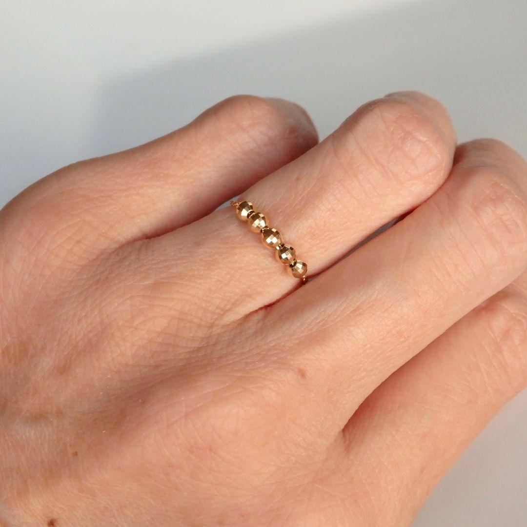 きんぐす　k18ピアス　キラキラペタルチェーン　チェーンピアス