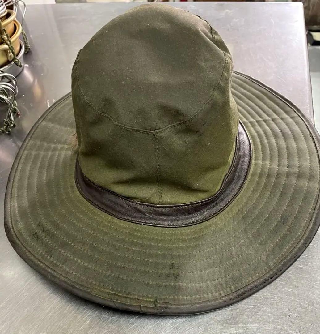 バブアーオイルドハット