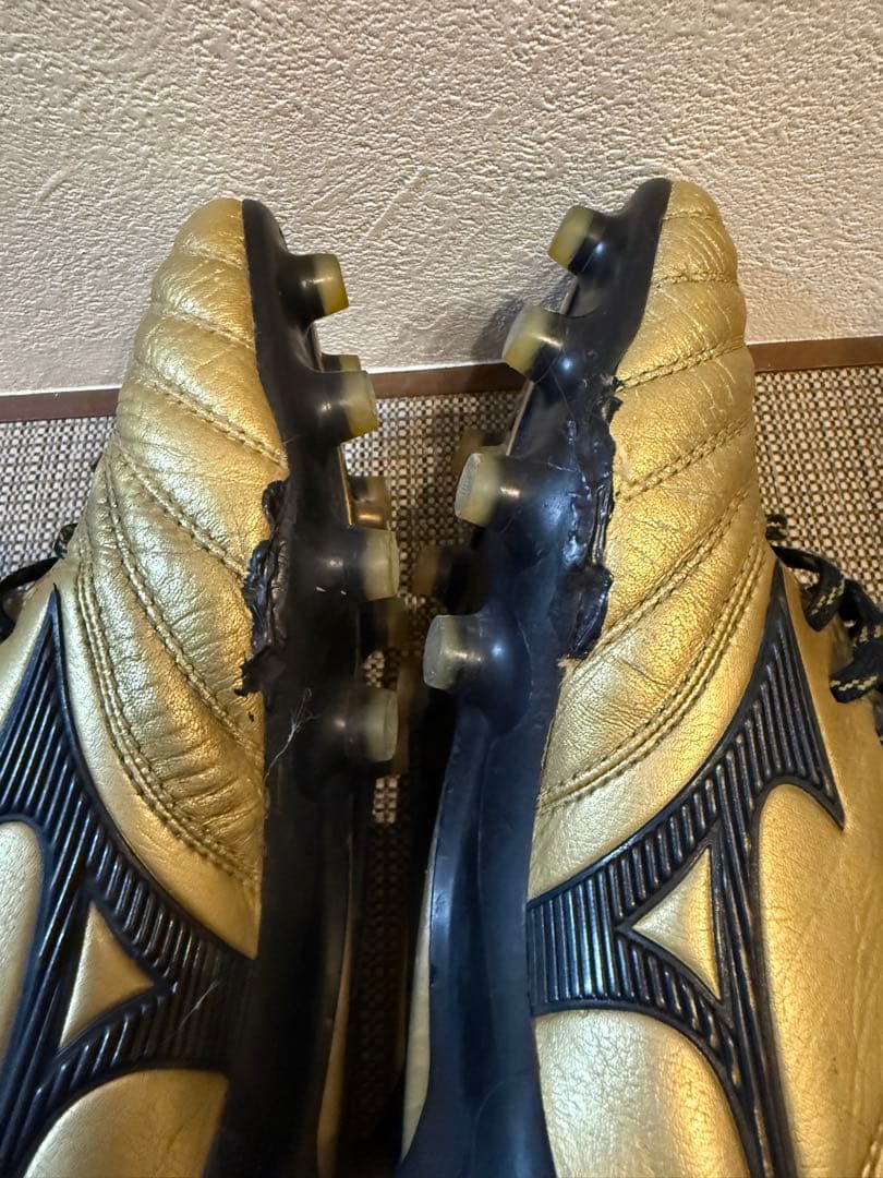 Mizuno ゴールド スパイク　25.5