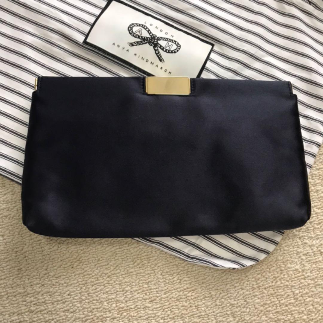 アニヤハインドマーチ　クラッチバッグ