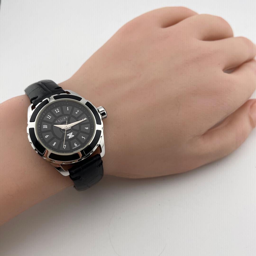 【稼働/新品電池】セリーヌ　トリオンフ　ラベニュー　腕時計　黒文字盤　ボーイズ