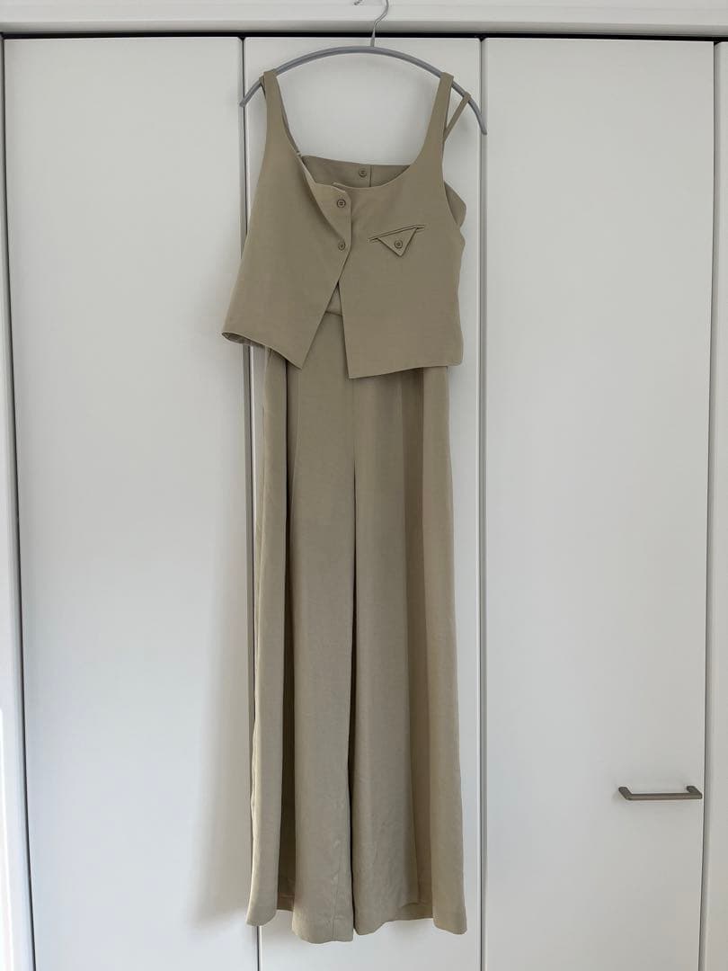 【最終値下げ】Ameri VEST SET BARE TOP ROMPERS