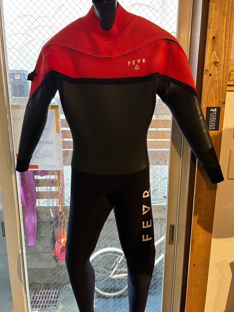 FEVR セミドライウェットスーツ