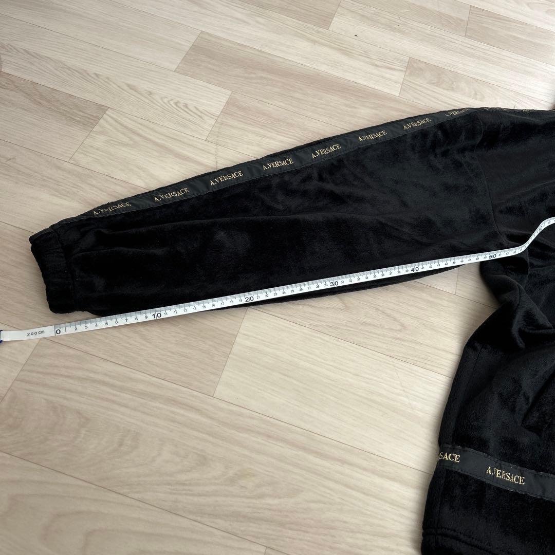 O*読様 ヴェルサーチ ベロア ジャケット ビッグロゴ メデューサ 刺繍