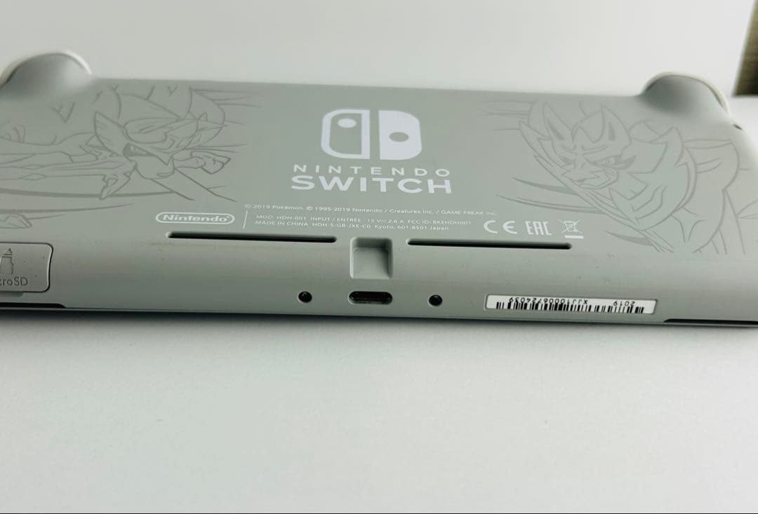 完備品 Nintendo switch スイッチ ライト ザシアン ザマゼンタ