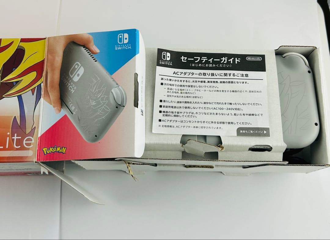 完備品 Nintendo switch スイッチ ライト ザシアン ザマゼンタ