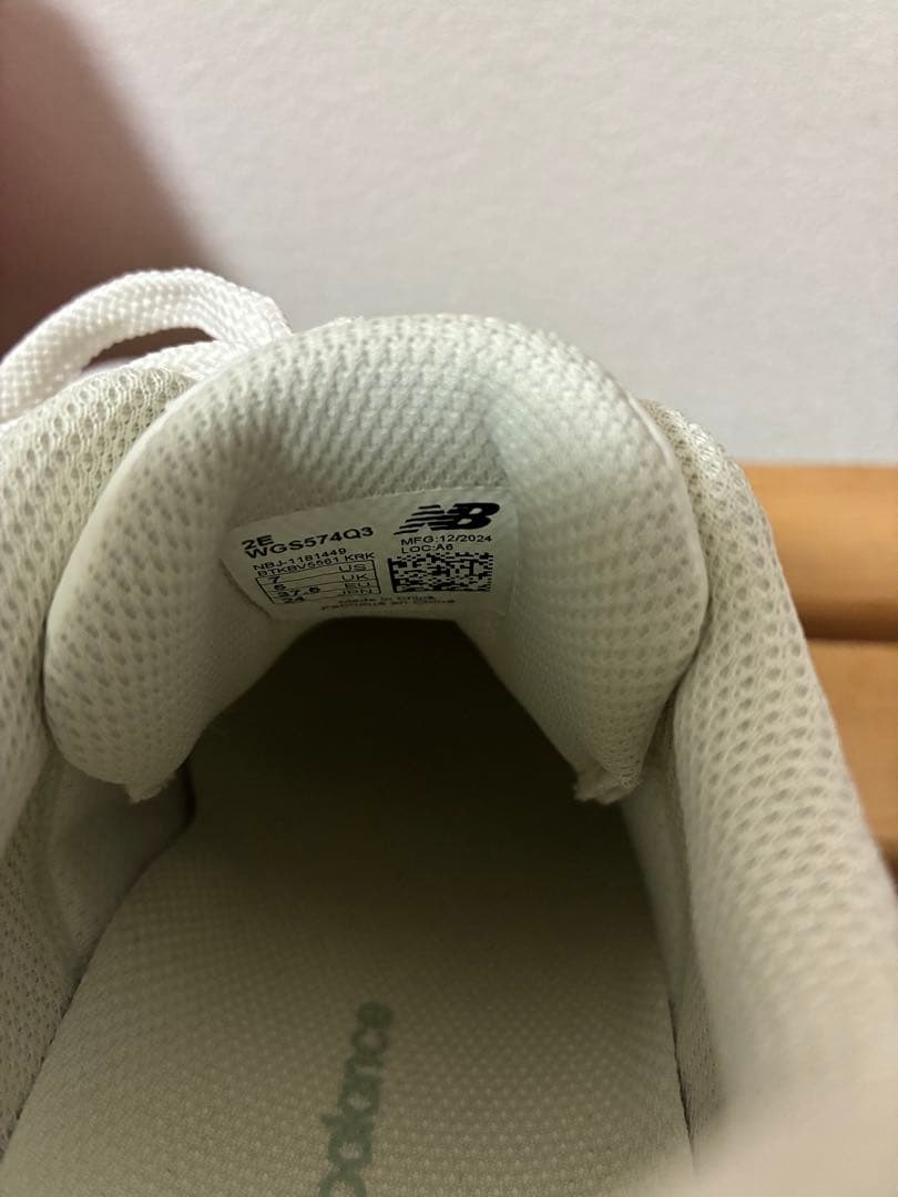 ニューバランスレディースゴルフシューズ24センチ