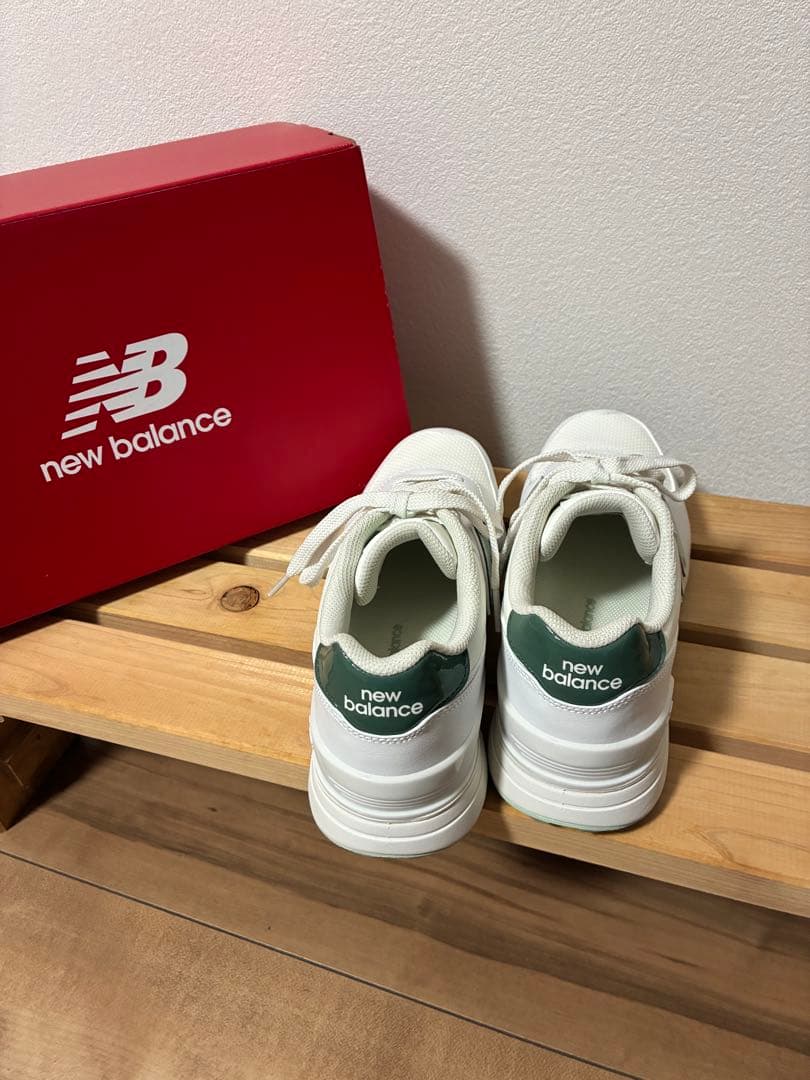 ニューバランスレディースゴルフシューズ24センチ