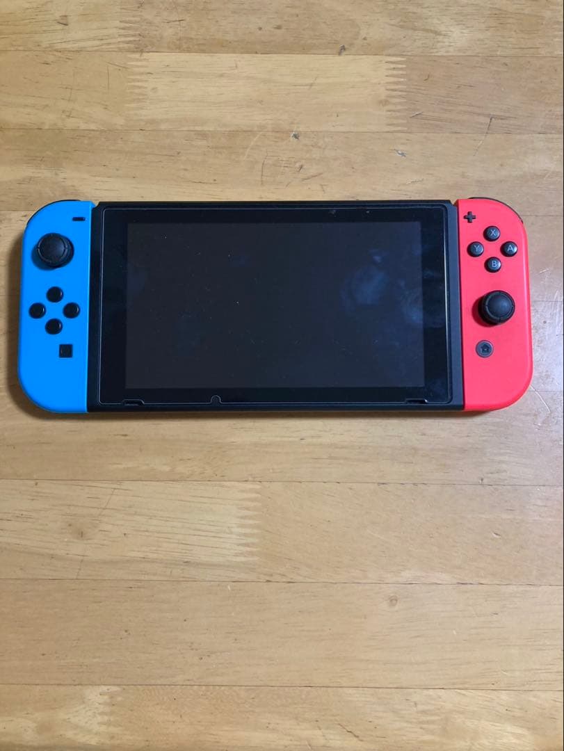 Nintendo Switch 本体 赤と青のJoy-Con