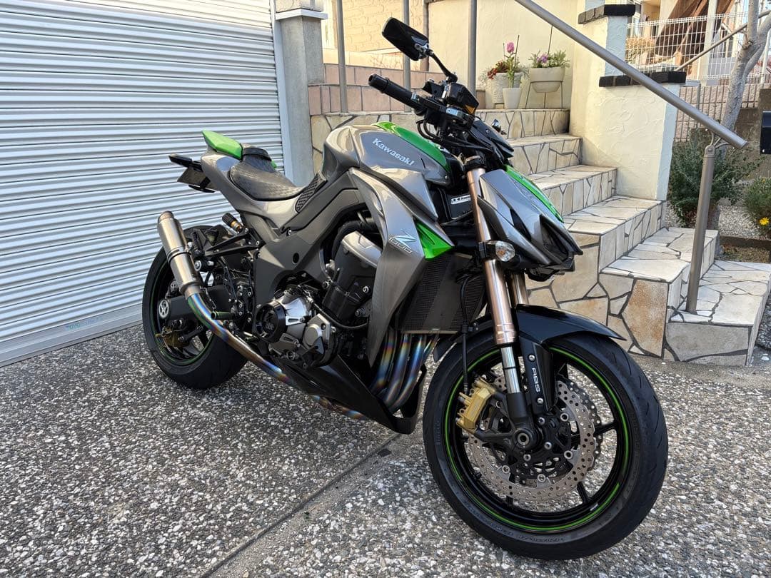 Kawasaki Z1000 チタンエキゾーストパイプ