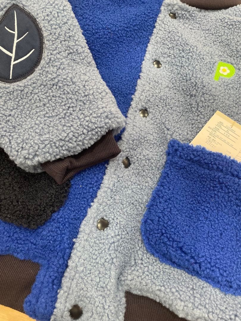 【新品】ピクミン フリースジャケット リバーシブル 130サイズ