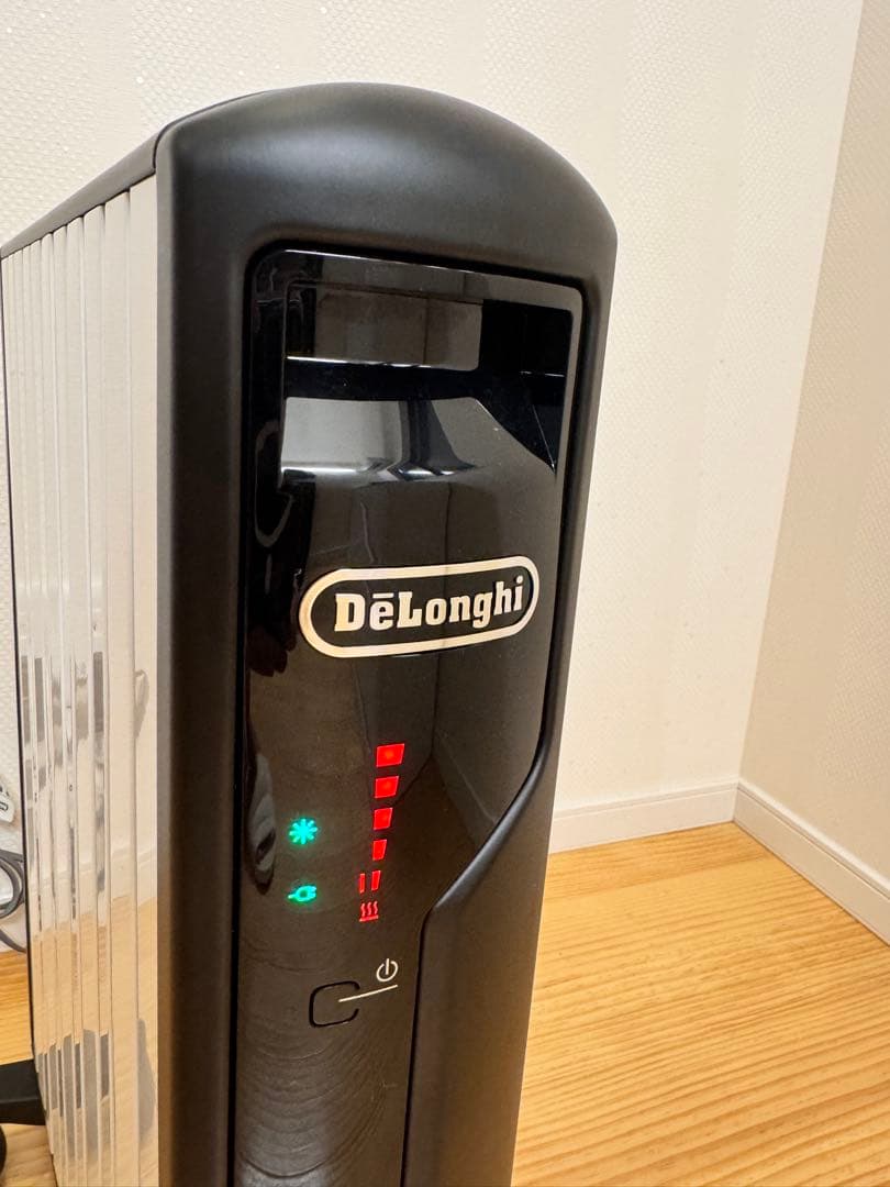 新品 デロンギマルチダイナミックオイルヒーター【リモコン付】MDH-15BK