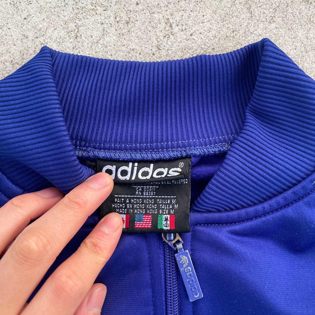 adidas トラックジャケット　ブルー