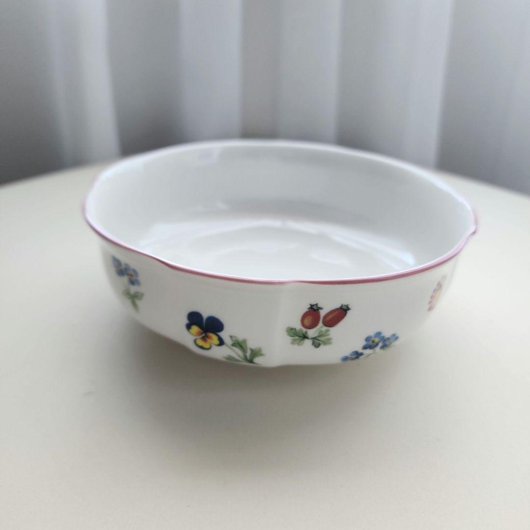 ビレロイボッホ　プチフルール　サラダボウル 2個セット