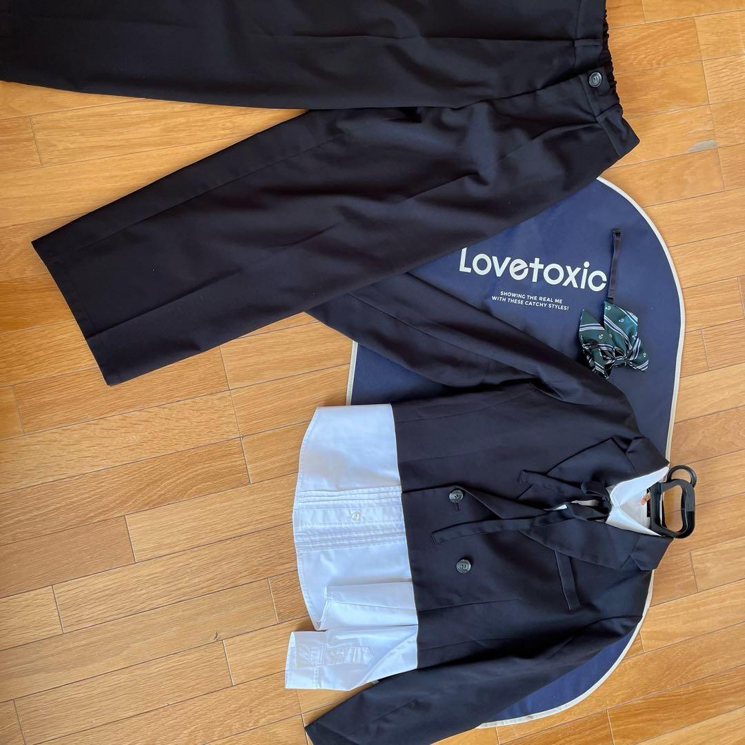 ラブトキシック　卒服　Love toxic 2024