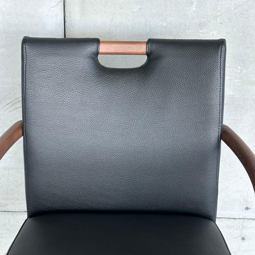 シギヤマ家具 SK ARCHE MBR 04 チェア｜天然木×ブラックレザー調｜