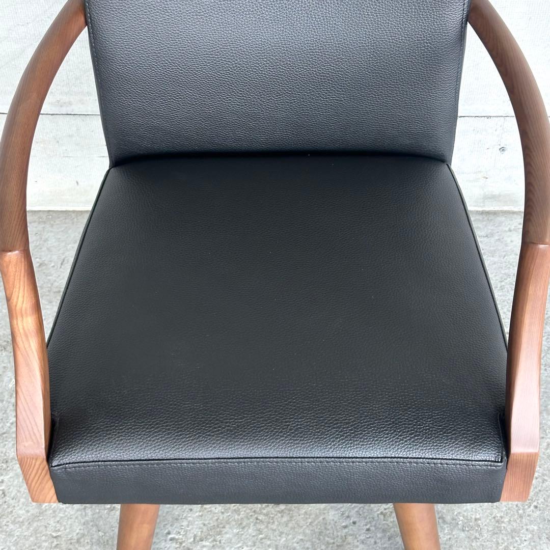 シギヤマ家具 SK ARCHE MBR 04 チェア｜天然木×ブラックレザー調｜