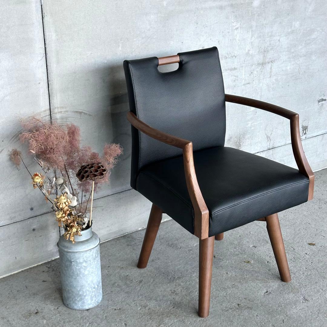 シギヤマ家具 SK ARCHE MBR 04 チェア｜天然木×ブラックレザー調｜