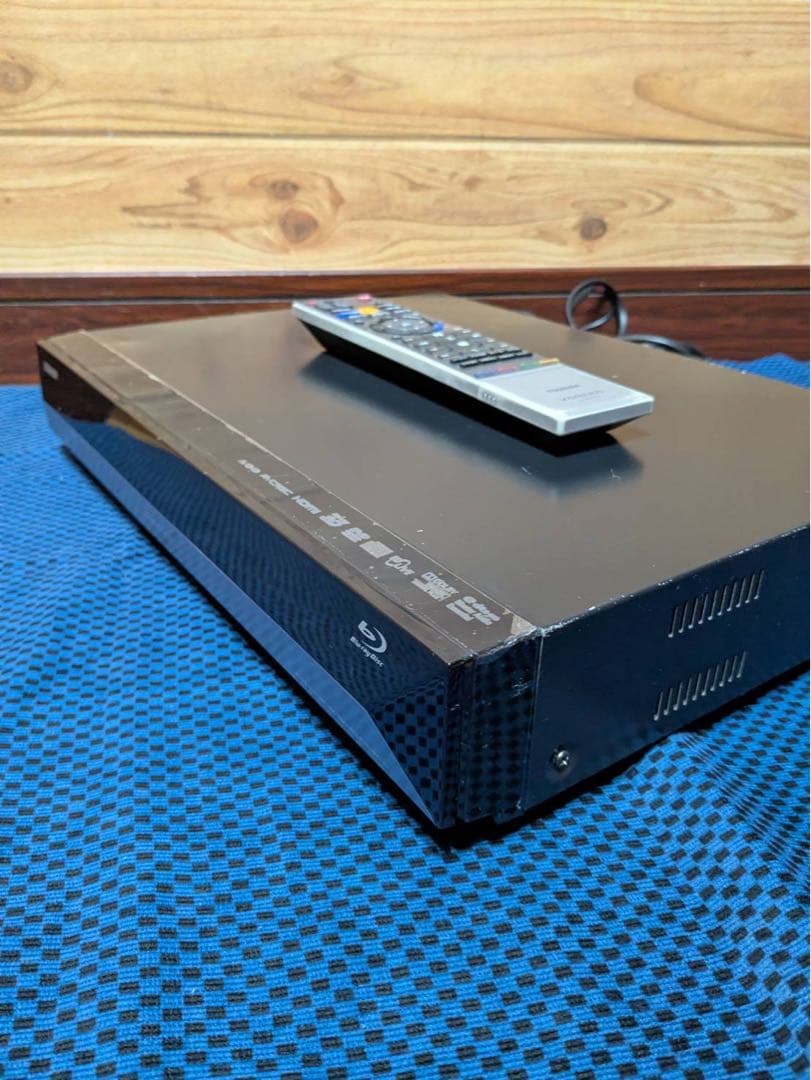 ラスト値下げ‼️TOSHIBA ブルーレイレコーダー リモコン付き