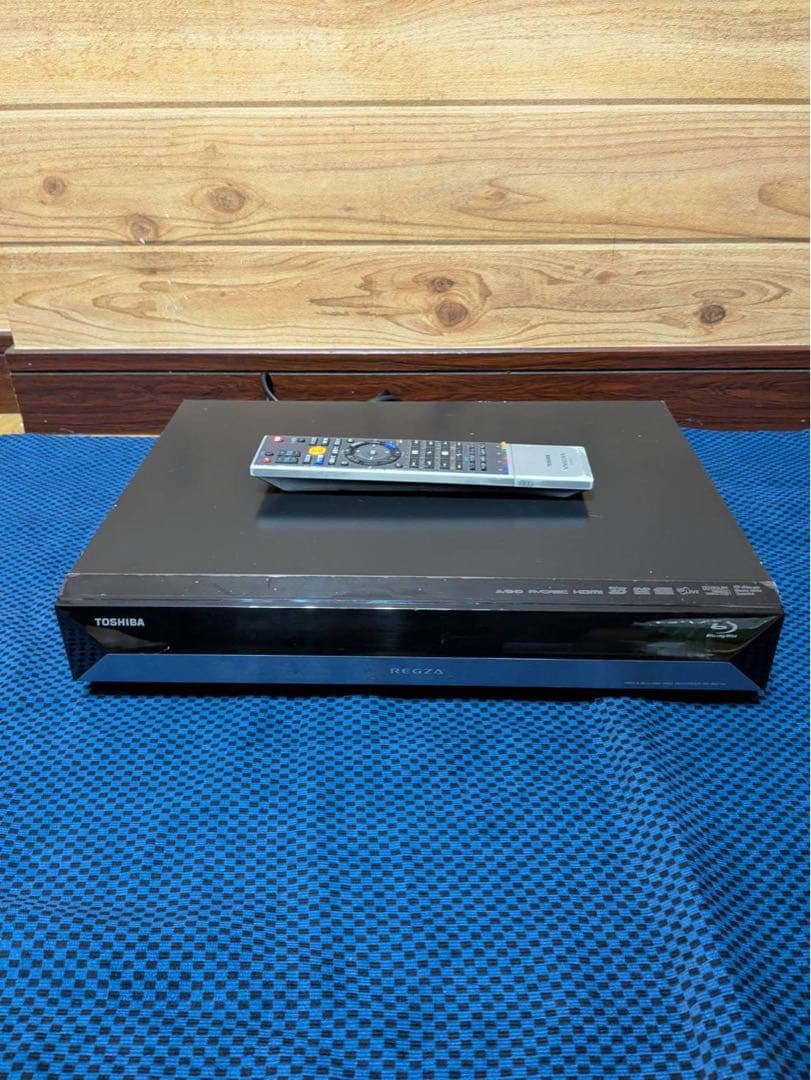 ラスト値下げ‼️TOSHIBA ブルーレイレコーダー リモコン付き