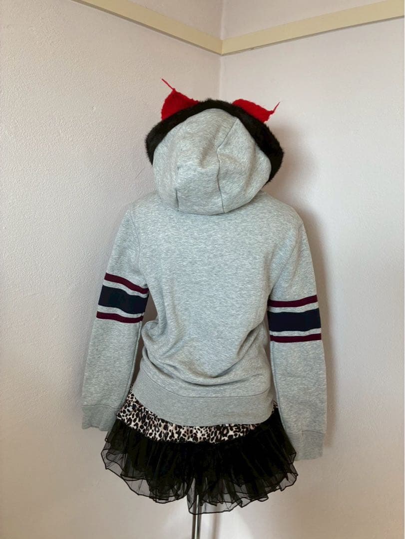 レア★ファーGAP十字架ワッペン星y2kパーカー　平成ギャルNANAストリート