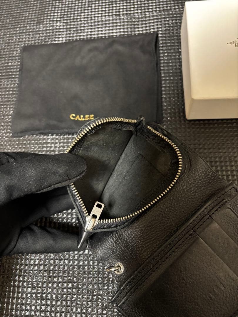 （激レア）CALEE ブラックレザー 三つ折り財布 山田蓮