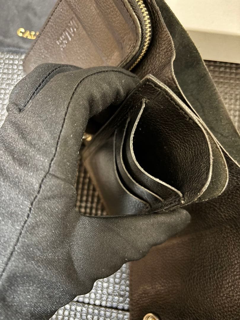 （激レア）CALEE ブラックレザー 三つ折り財布 山田蓮