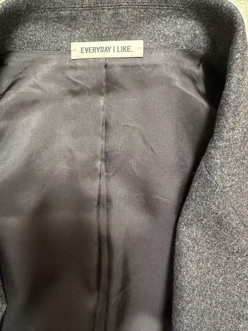 お値下げ中！おススメ！高級伊製グアベロ生地！美品ドゥーズィエムクラス　ジャケット