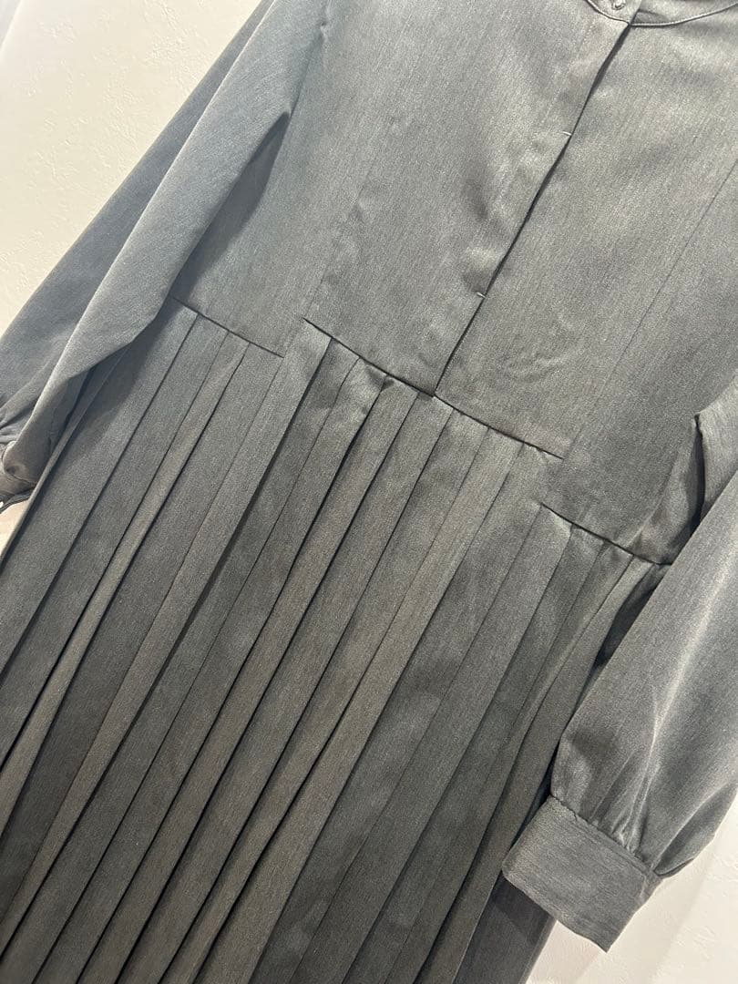 AIJANイレギュラープリーツワンピース