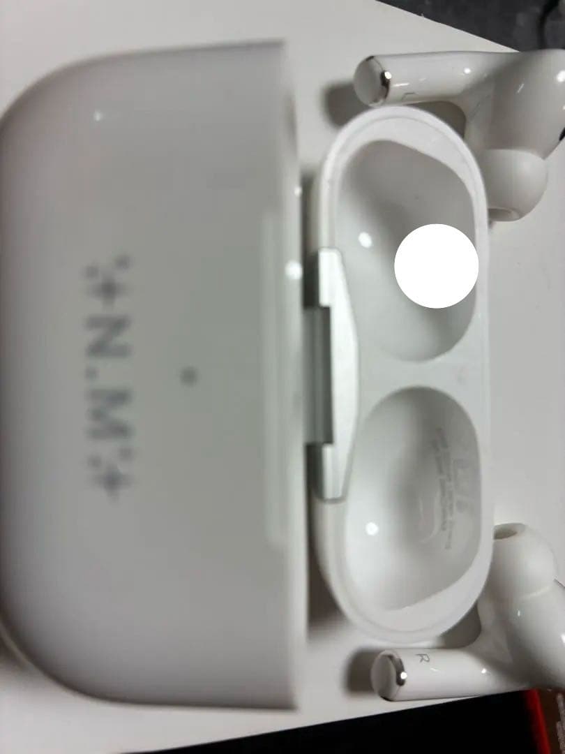 Apple AirPods Pro 第2世代 タイプC（正規品の証・刻印あり）