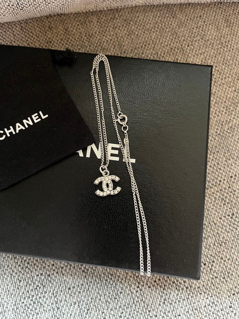 極美品　CHANEL シルバー ロゴ ネックレス　ココマーク　ストーン　正規品