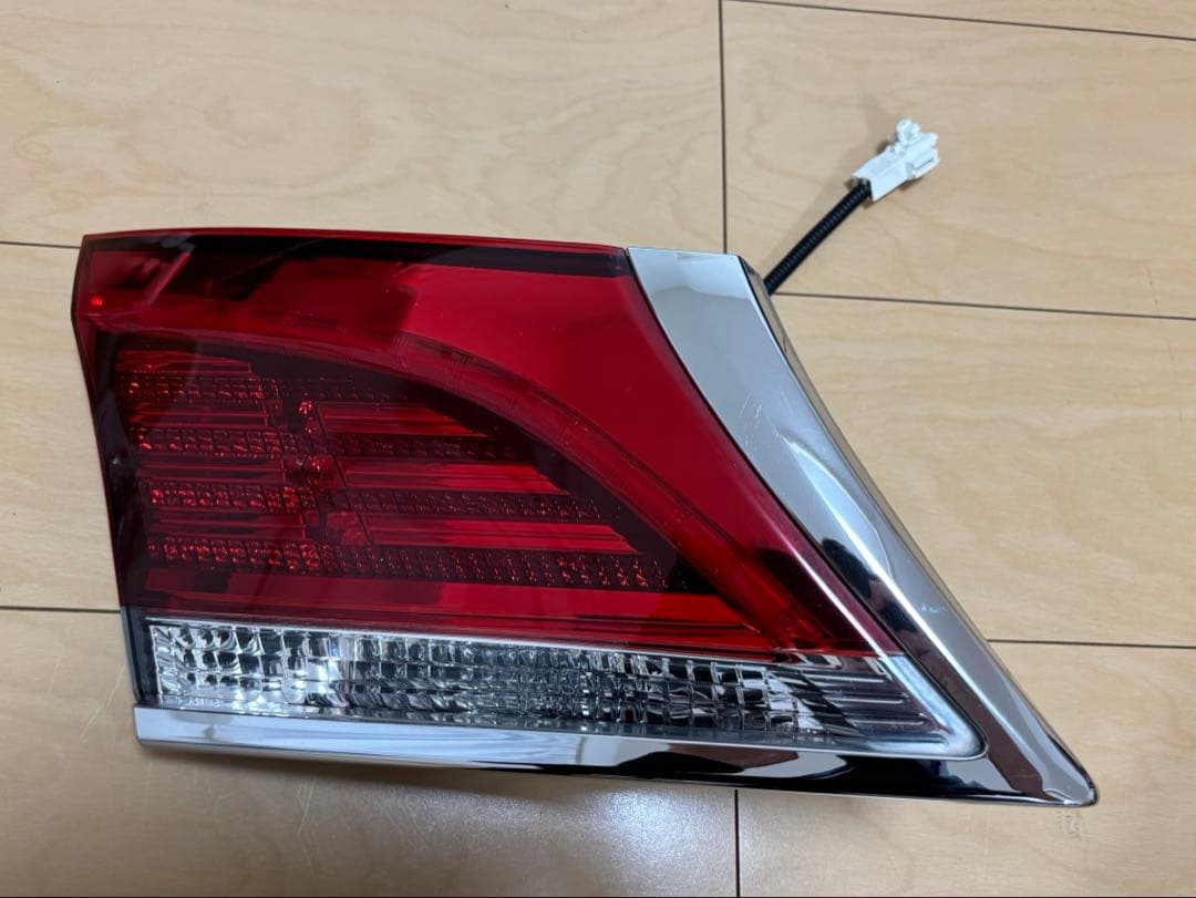 点灯確認済み　210クラウン　ロイヤル　マジェスタ　テールランプ　セット　純正