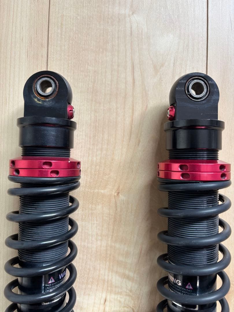 シグナスX4型/BWS125 ショックアブソーベント　レッド KN企画 リアサス