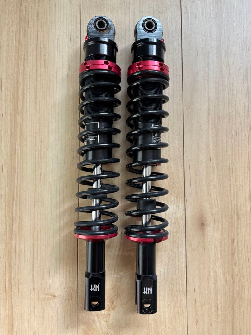 シグナスX4型/BWS125 ショックアブソーベント　レッド KN企画 リアサス