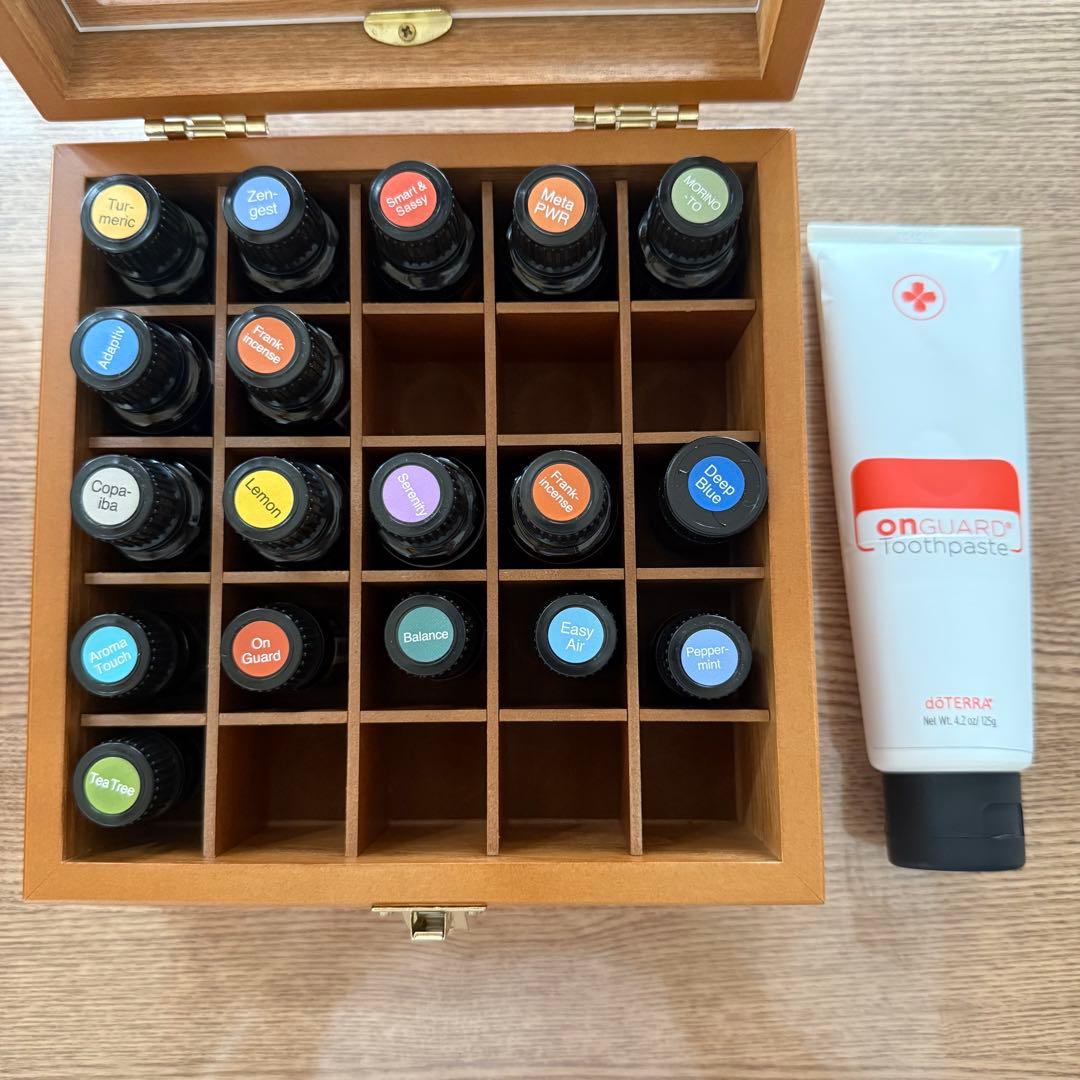 【値下げ中】doTERRA ドテラ　エッセンシャルオイルセット 18本　木箱付