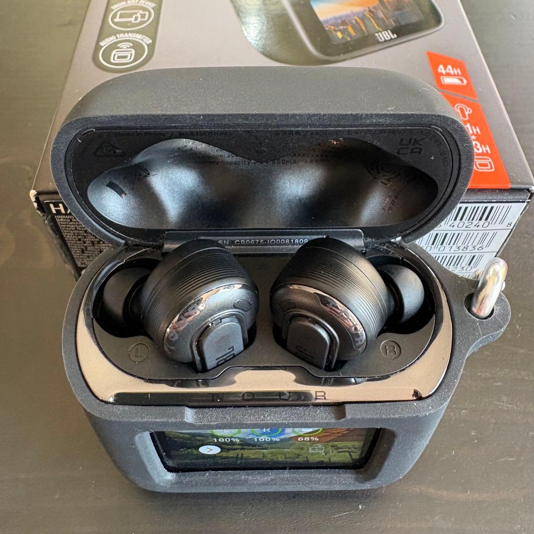 極美品✨JBL TOUR PRO 3 ブラック 専用ケース付き